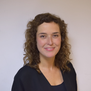 A picture of Prof Tessa Dekker